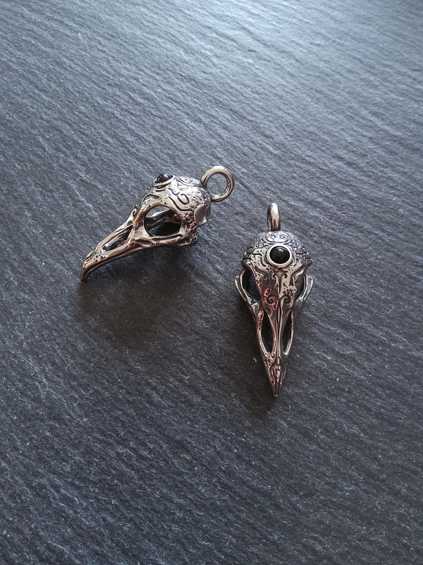 Surgical Steel Norse Raven Skull Pendant With Black Glass Cabochon 44x19x16mm