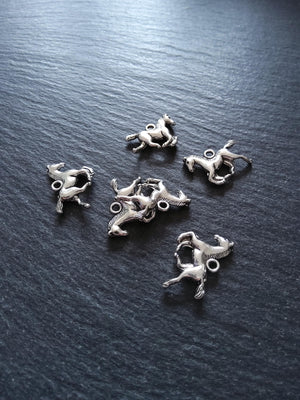 10 or 50 Horse Charms Antique Silver Tone Metal Alloy 15x19x3.5mm