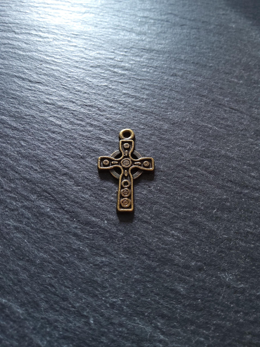 8 or 40 Celtic Cross Charms Antique Bronze Tone 26x16mm