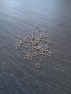 200 Stainless Steel 4mm Jump Rings 0.5mm (24 Gauge) - ContentedCatz