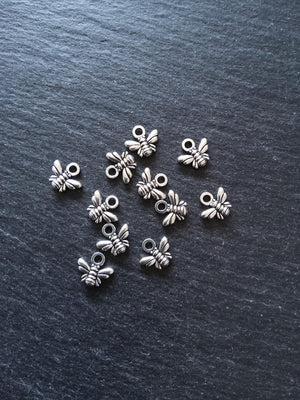 20 or 100 Little Bee Charms Antique Silver Tone Alloy 10x11x2mm Nickel FREE