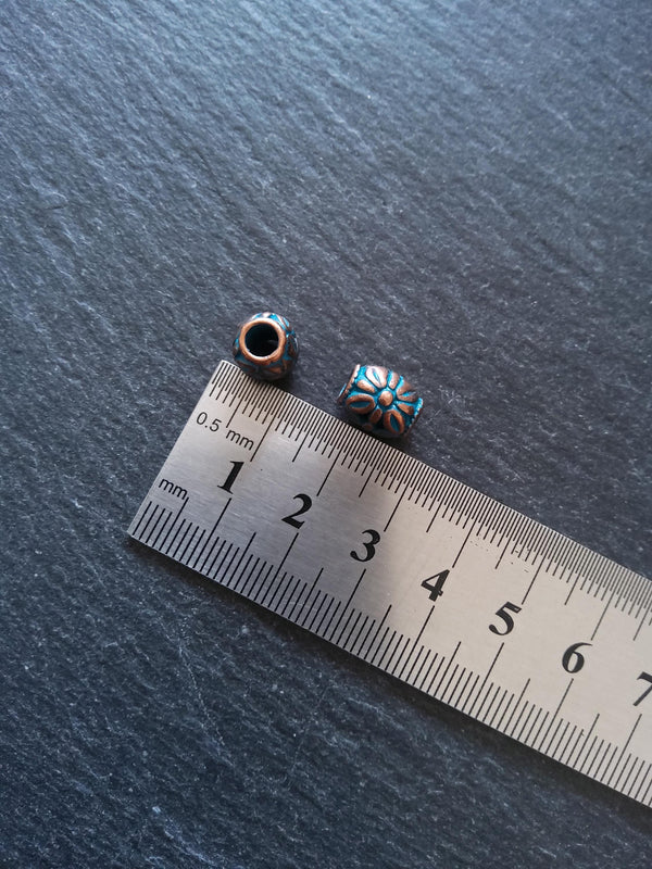 8 or 40 Flower Patterned Beads Antique Copper Tone Alloy with Blue Patina 10.3x8.8x8.5mm Hole: 3.9mm