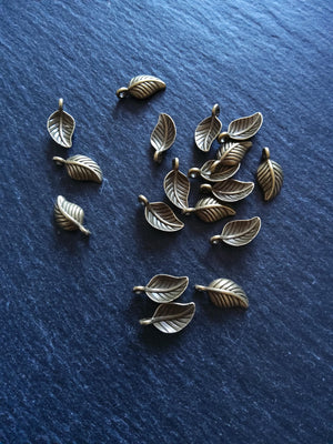20 or 100 Leaf Charms Antique Bronze Tone Alloy 14x7x2.5mm Nickel FREE