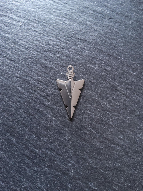 4 or 20 Arrow Head Charms Stainless Steel 28x15x2mm - ContentedCatz