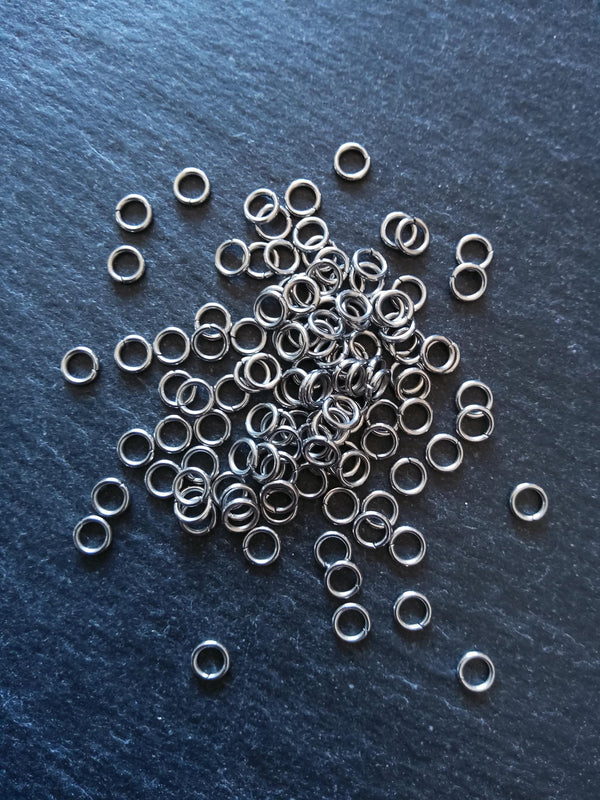 200 or 1000 Stainless Steel 4.5mm Jump Rings 0.8mm (20 Gauge) Hole: 2.8mm - ContentedCatz