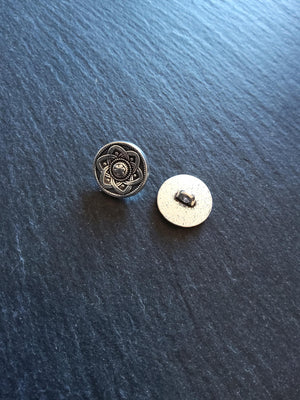 8 or 40 Flower Metal Shank Buttons Antique Silver Tone 15mm (5/8") Fasteners