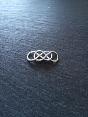 6 or 30 Celtic Knot Connector Charms Double Infinity Knot Antique Silver Tone Alloy 33x13mm