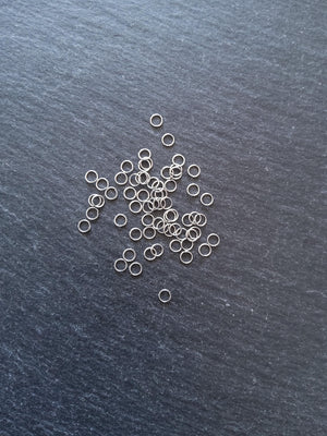 200 Stainless Steel 4mm Jump Rings 0.5mm (24 Gauge) - ContentedCatz