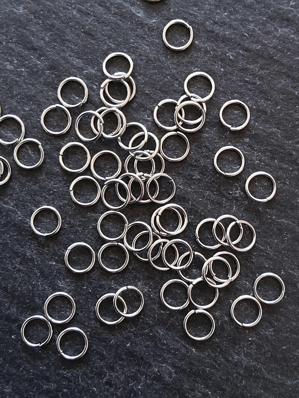 200 Stainless Steel 4mm Jump Rings 0.5mm (24 Gauge) - ContentedCatz