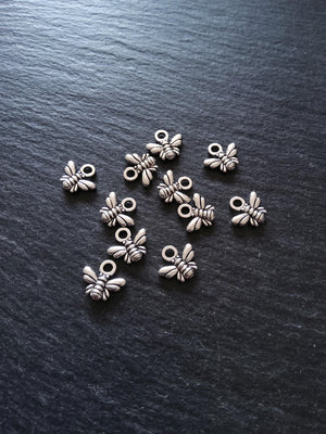 20 or 100 Little Bee Charms Antique Silver Tone Alloy 10x11x2mm Nickel FREE