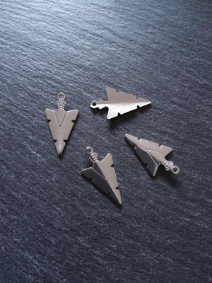 4 or 20 Arrow Head Charms Stainless Steel 28x15x2mm - ContentedCatz