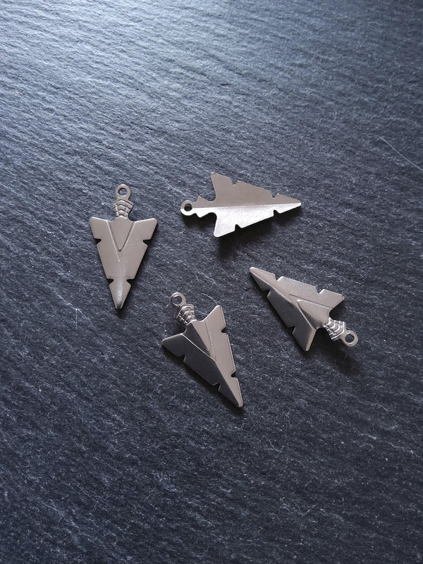 4 or 20 Arrow Head Charms Stainless Steel 28x15x2mm - ContentedCatz