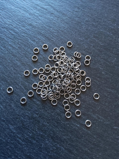 200 or 1000 Stainless Steel 4.5mm Jump Rings 0.8mm (20 Gauge) Hole: 2.8mm - ContentedCatz