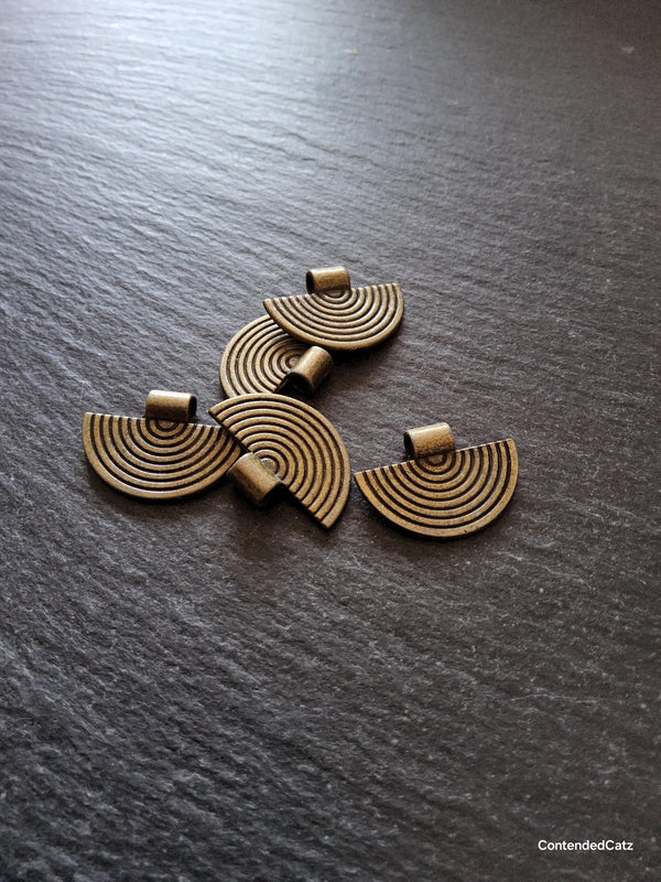 6 or 30 Antique Bronze Tone Alloy Semi-Circular Rainbow Patterned Charms 25x17mm - ContentedCatz