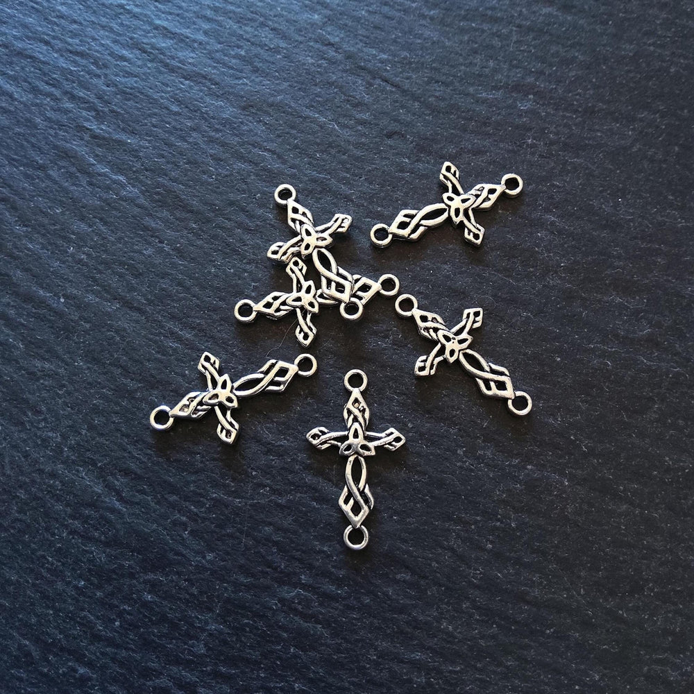 20 or 100 Celtic Knot Cross Connector Charms Antique Silver Tone Alloy 22x13mm